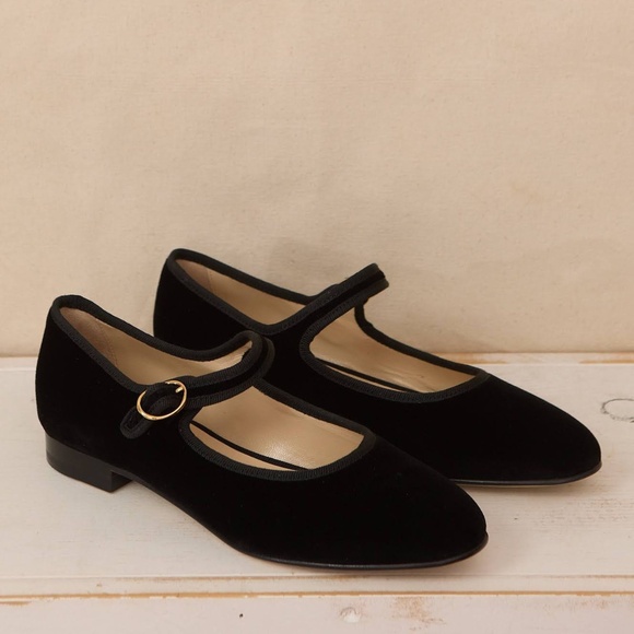 Vibi Venezia Black Velvet Leather Mary Jane - Picture 2 of 3
